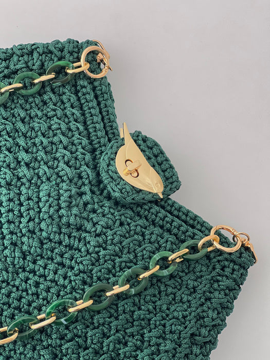 Handmade Emerald Crochet Bag حقيبة كروشيه زمردية يدوية الصنع