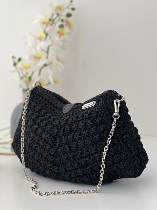 Handmade Black Crochet Clutch Bag حقيبة كلاتش كروشيه سوداء مصنوعة يدوية