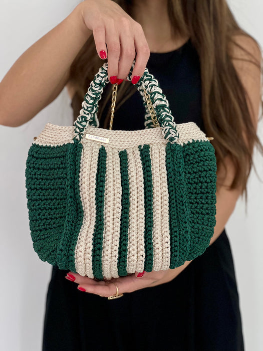 Green & White strips Crochet handbags    حقيبة كروشيه خضراء مخططة بالابيض