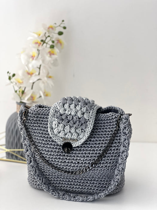 Handmade Grey Lidia Crochet Bag حقيبة ليديا الكروشيه اليدوية باللون الرمادي