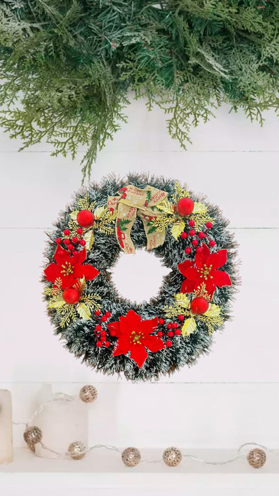 Red Berry Christmas Wreath Decor